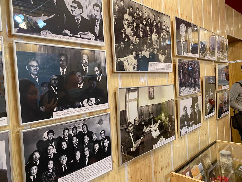 Выставка к юбилею журнала «Чолбон»